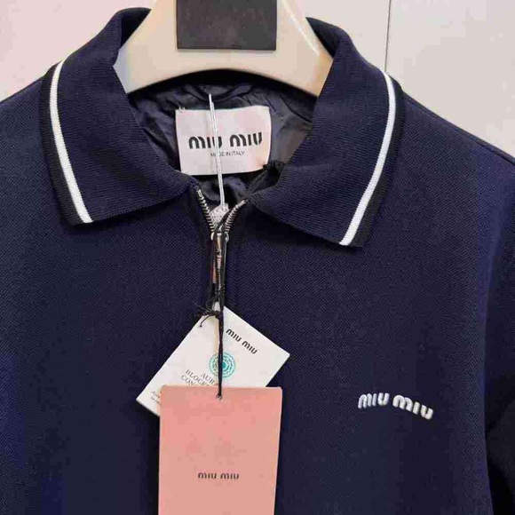 MIUMIU SS25 Knit Cotton Logo Fitted Jacket for Women - Picture 4 of 4